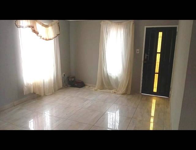 3 BEDROOM HOUSE FOR SALE IN PIMVILLE